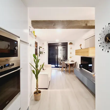 Apto Moderno Y Acogedor Con Terraza Y Vistas *